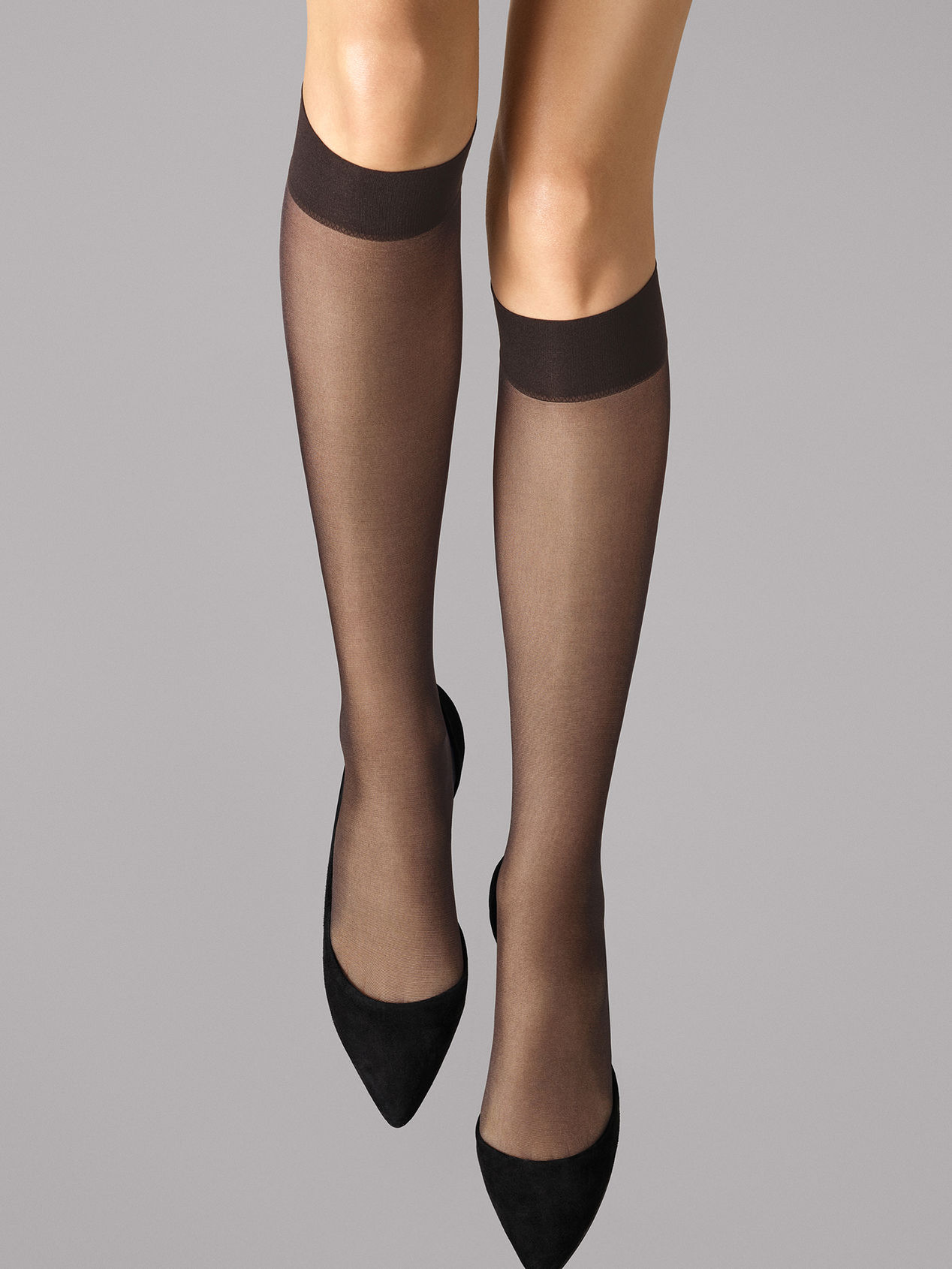Satin Touch 20 Knee-Highs, Sort, M
